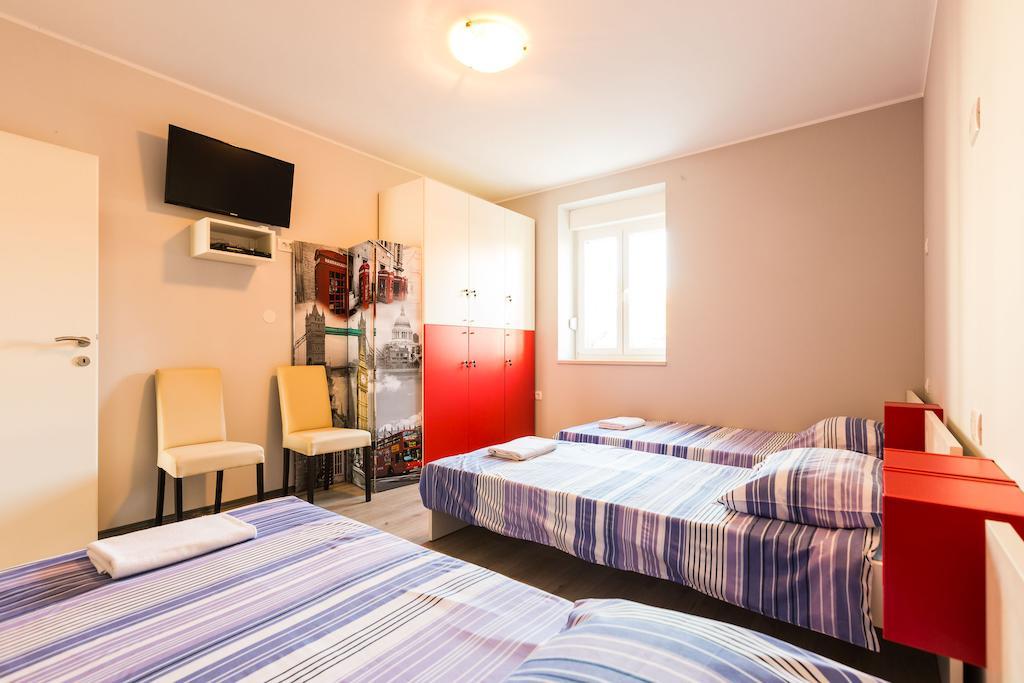 Hostel Sunset Zadar Bagian luar foto